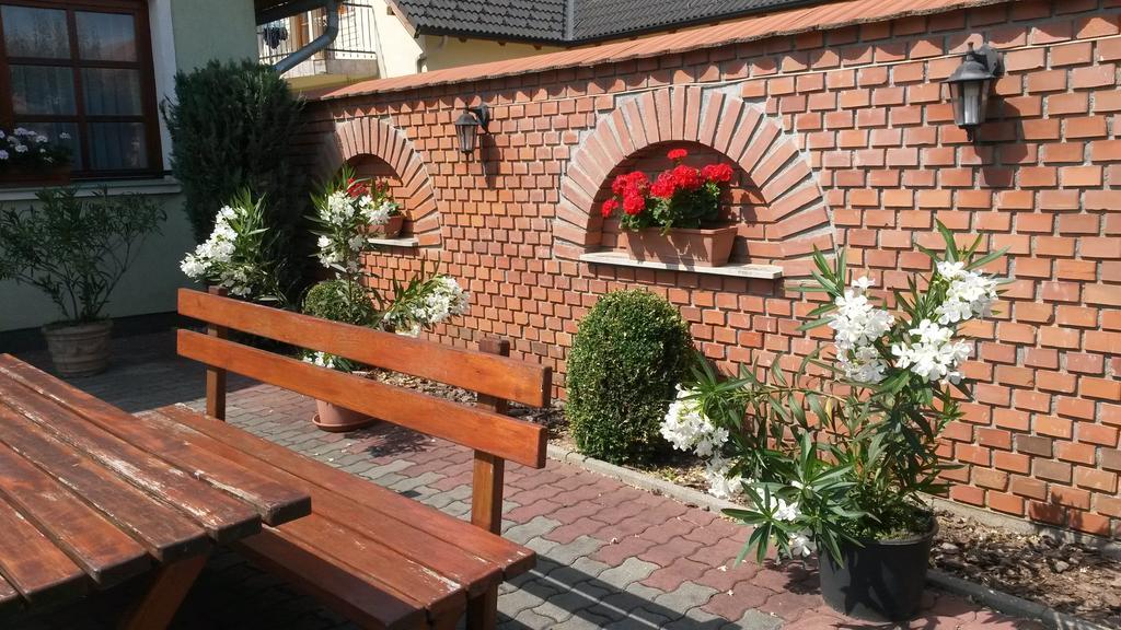 Gitta Apartman Bük Exteriér fotografie