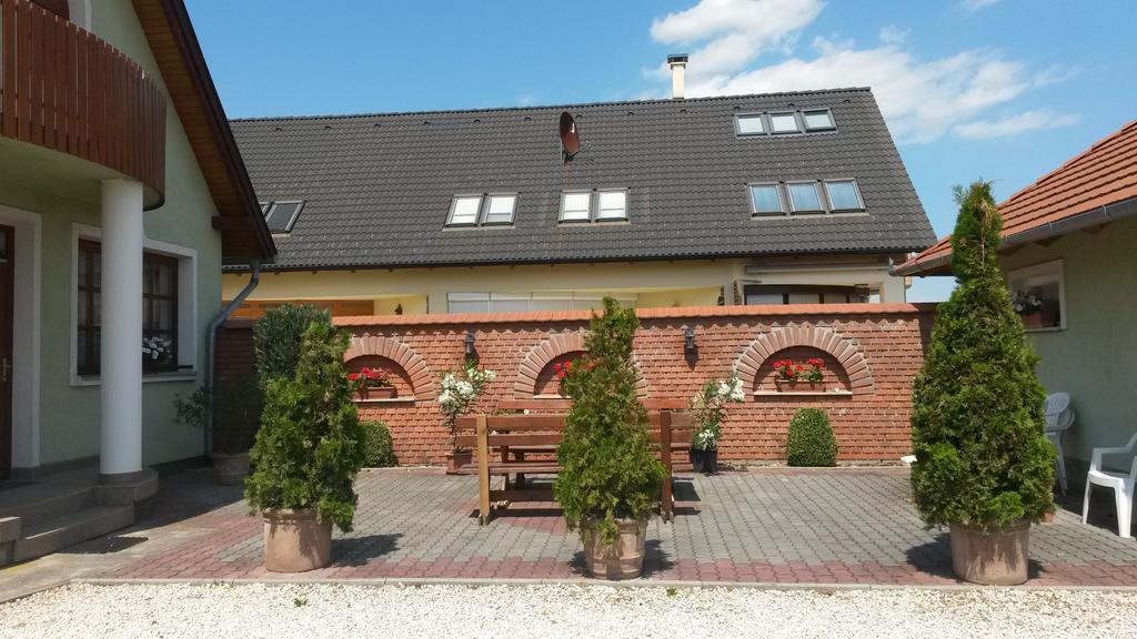 Gitta Apartman Bük Exteriér fotografie